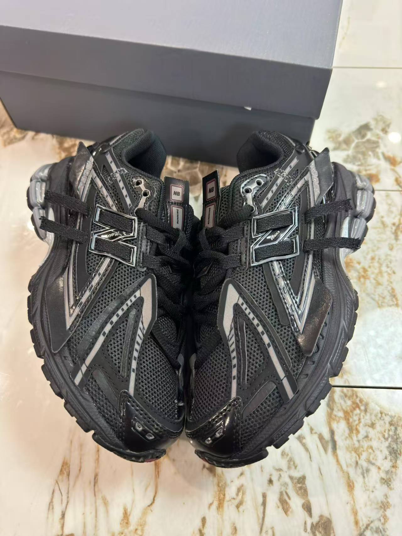 snaerk shoes