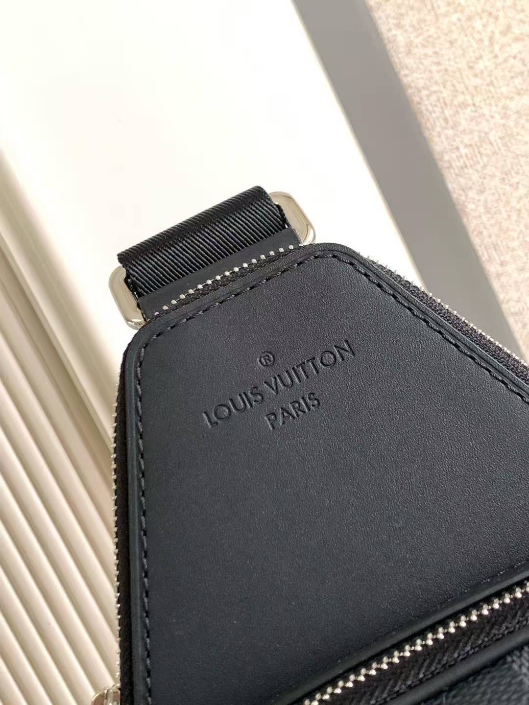 Custom-made luxury handbags