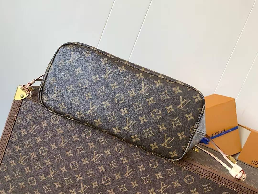 Customized high-end luxury women's handbags