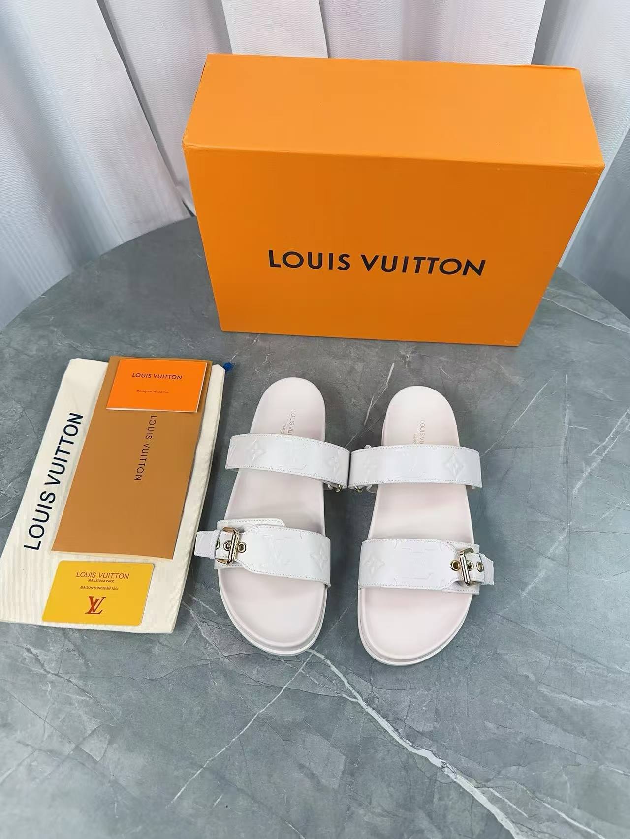 Customized high-end luxury slippers