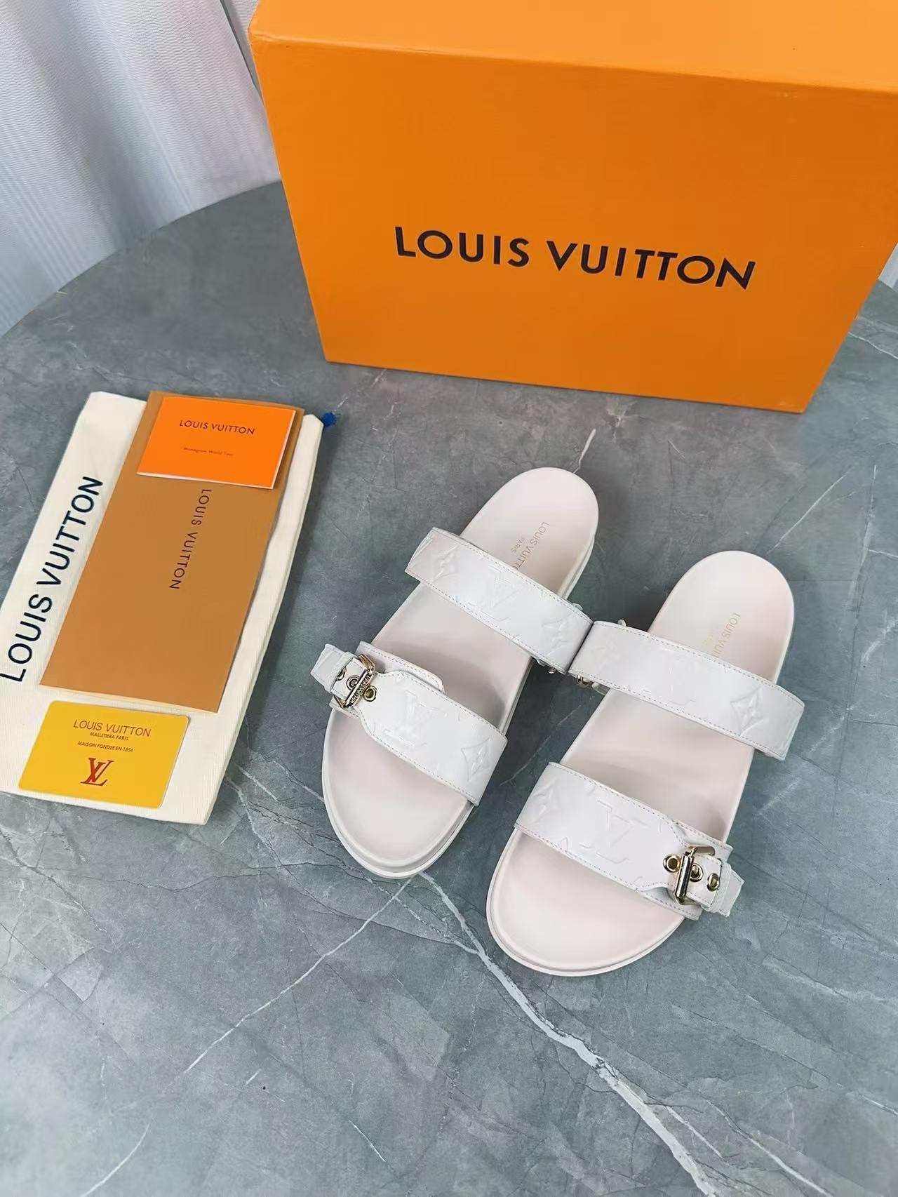 Customized high-end luxury slippers