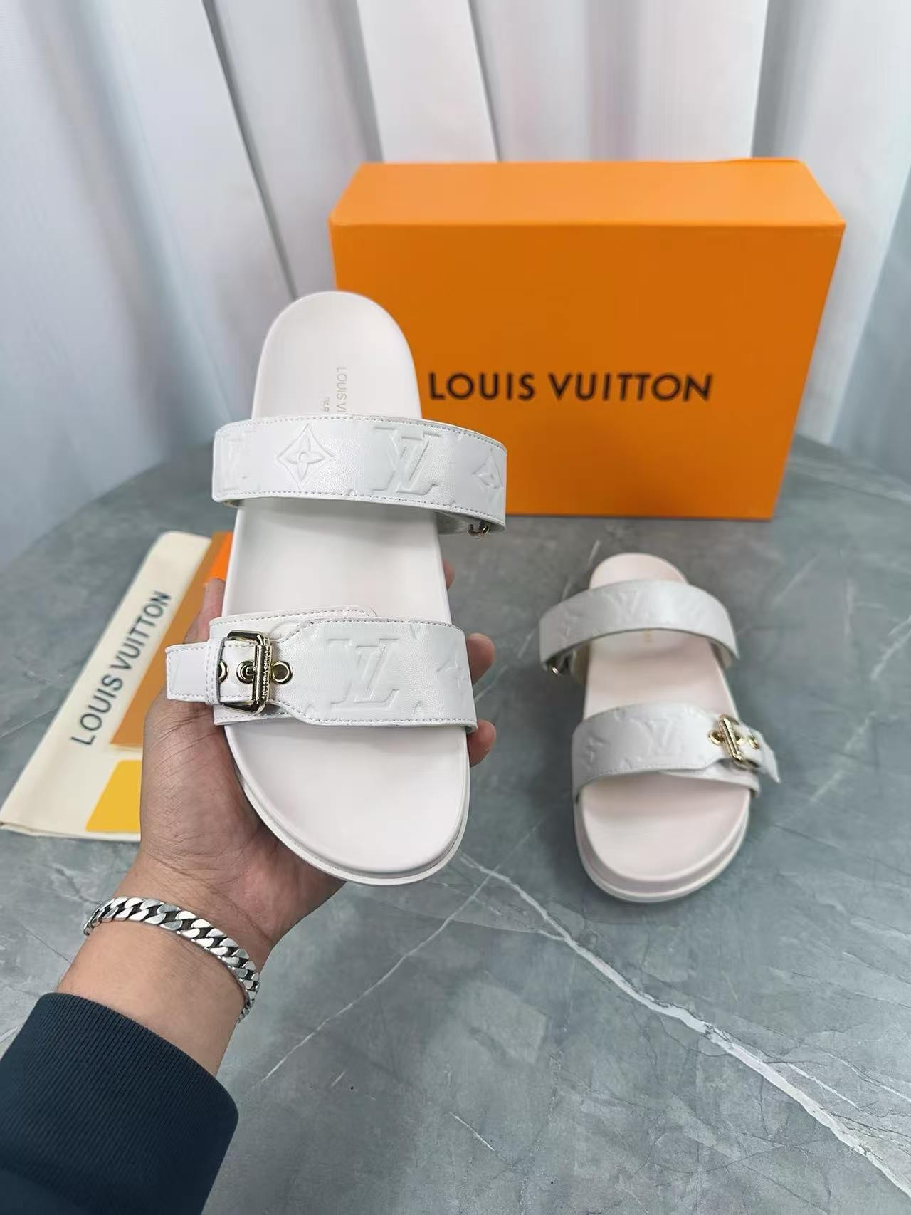 Customized high-end luxury slippers