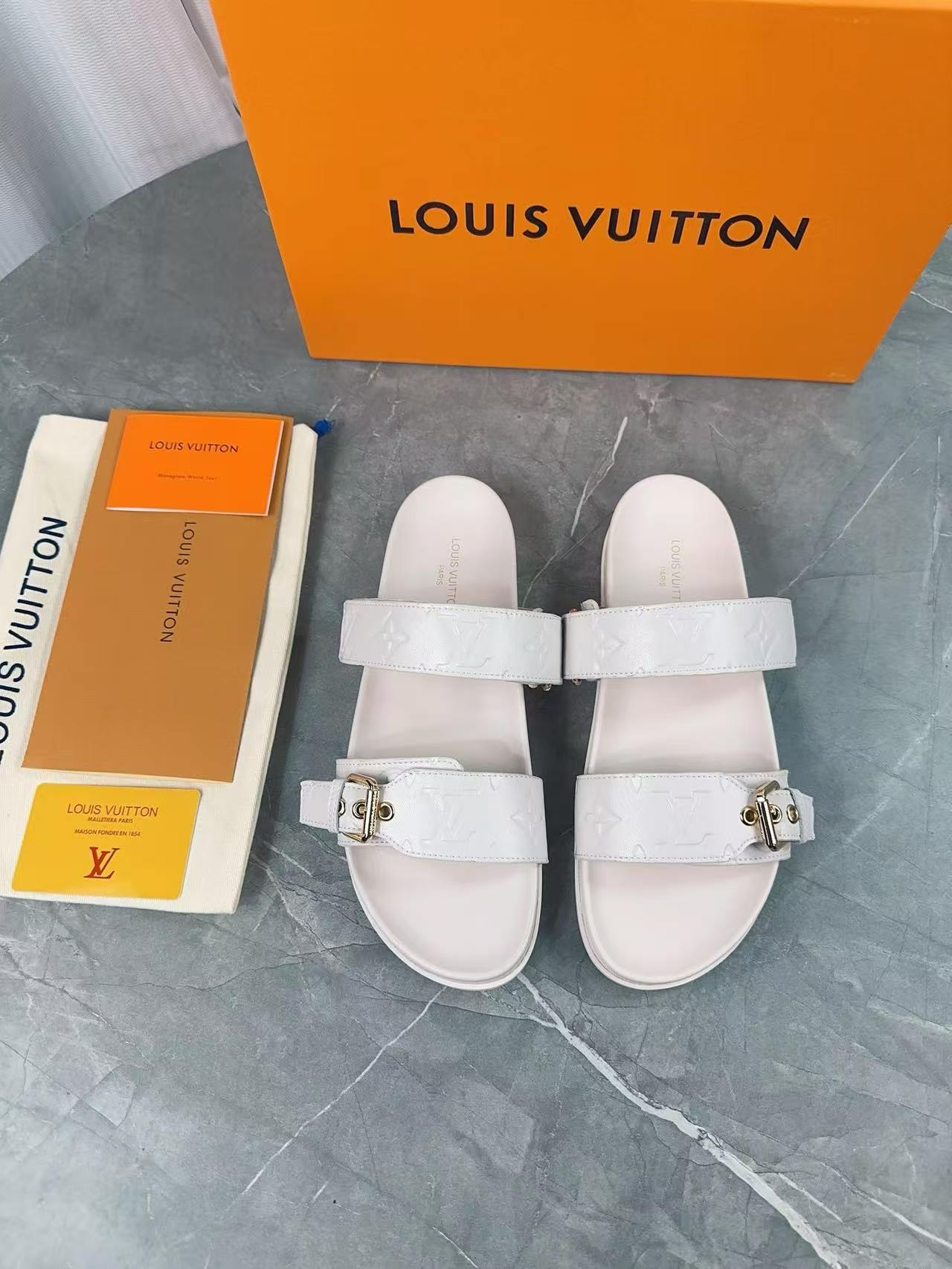 Customized high-end luxury slippers