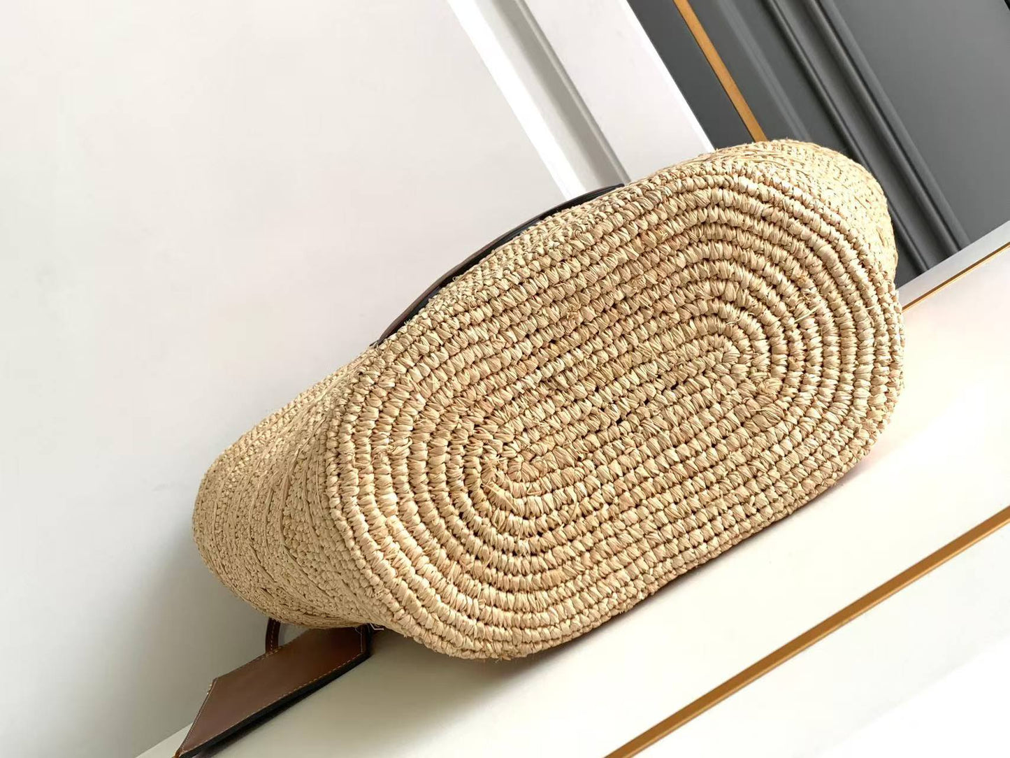 Customized high-end luxury handbags for women