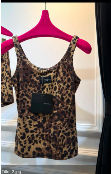 Fashionable and breathable clothing