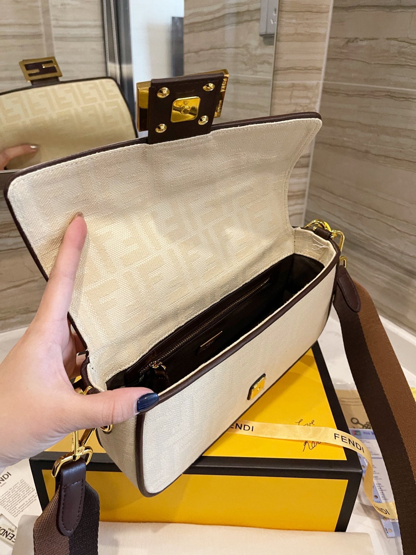 VL - Luxury Edition Bags FEI 128