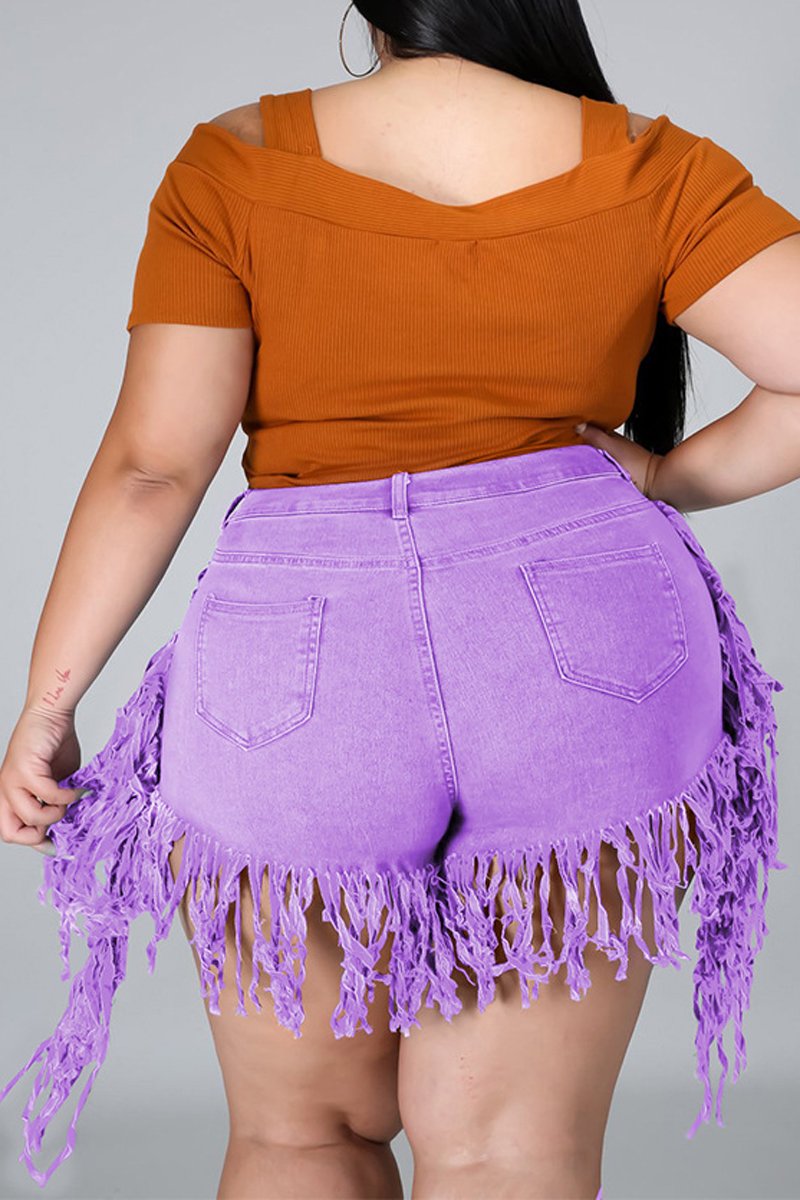 Plus Size Denim Tassel Hem Pocket Shorts