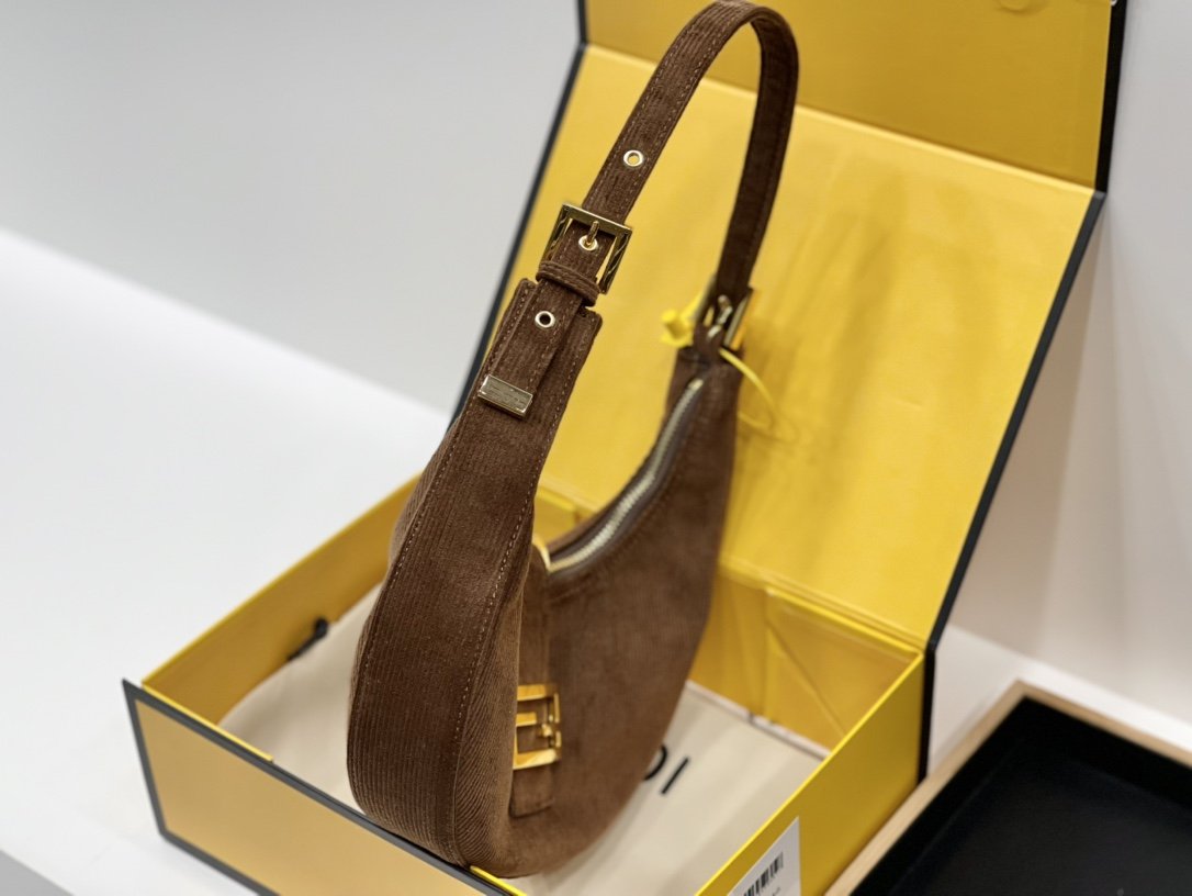 VL - Luxury Edition Bags FEI 200