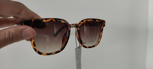 Luxury accessories A28