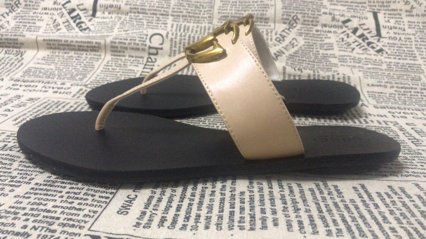 sneaker shoes Slippers Sandals Flip flops