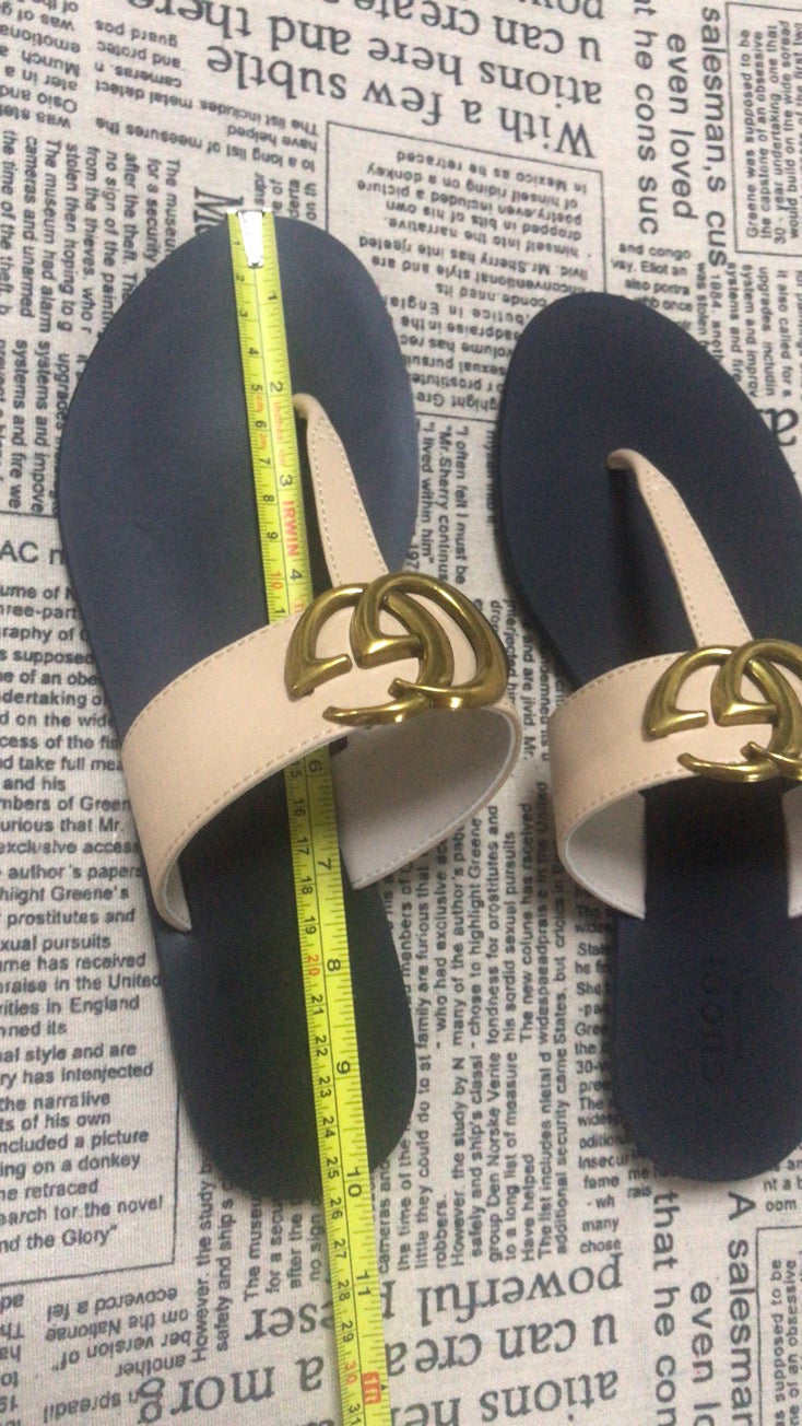 sneaker shoes Slippers Sandals Flip flops