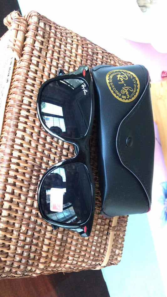 Luxury accessories A25