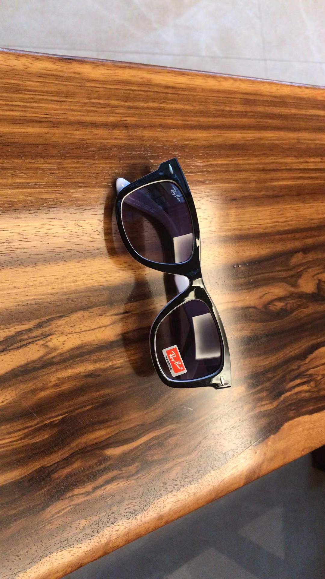 Luxury accessories A16
