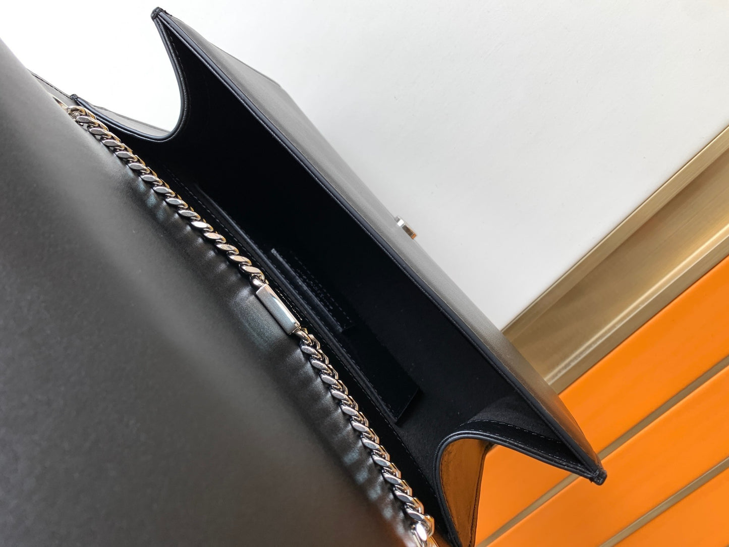 Luxury accessories A36