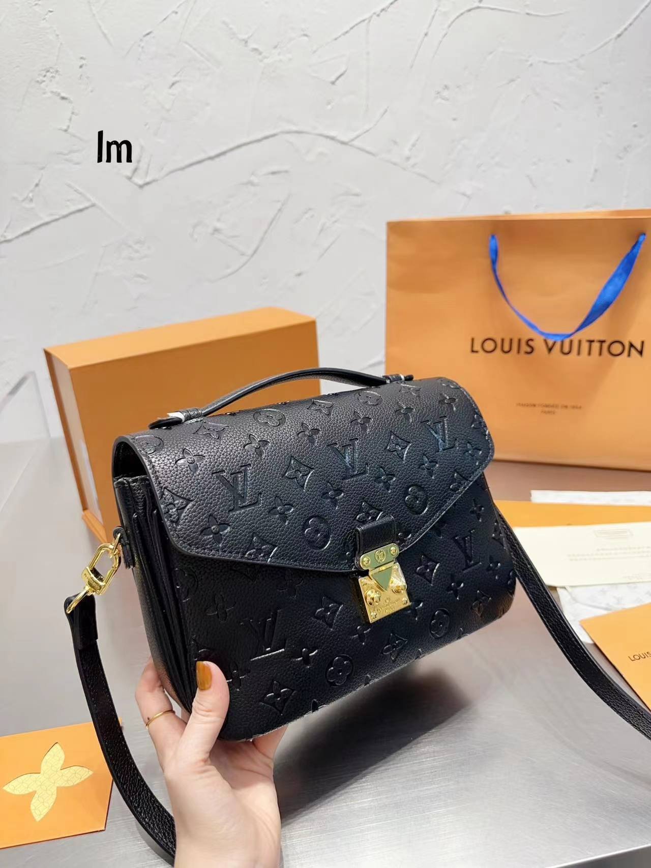 Luxury accessories A40