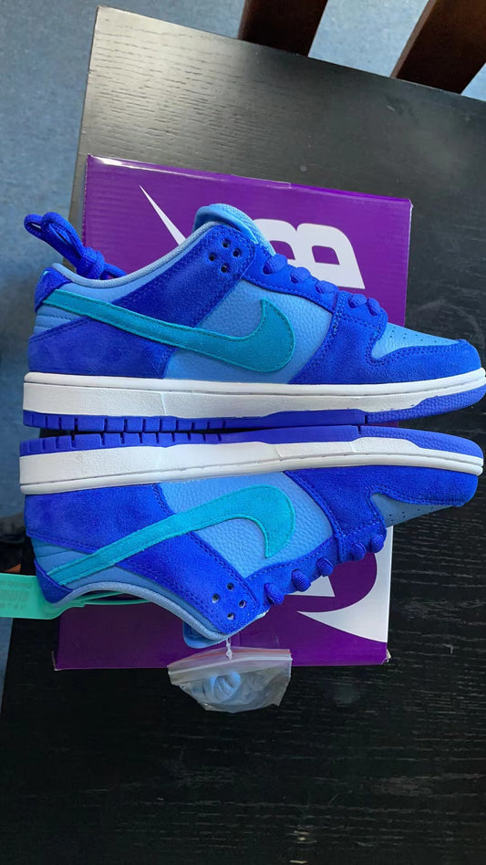 sneaker shoes SB DUNK LOW PRO  BLUE RASPBERRY