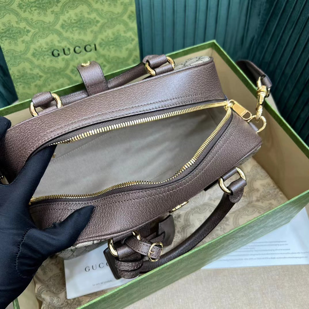 Luxury accessories A39