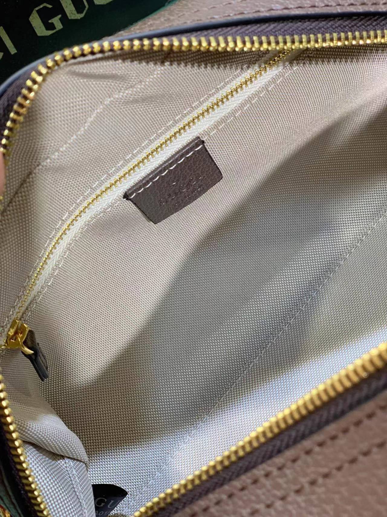 Luxury accessories A39
