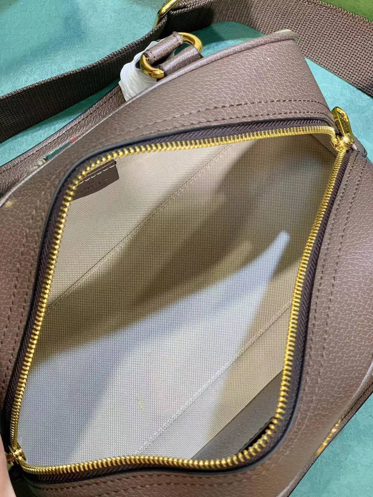 Luxury accessories A39