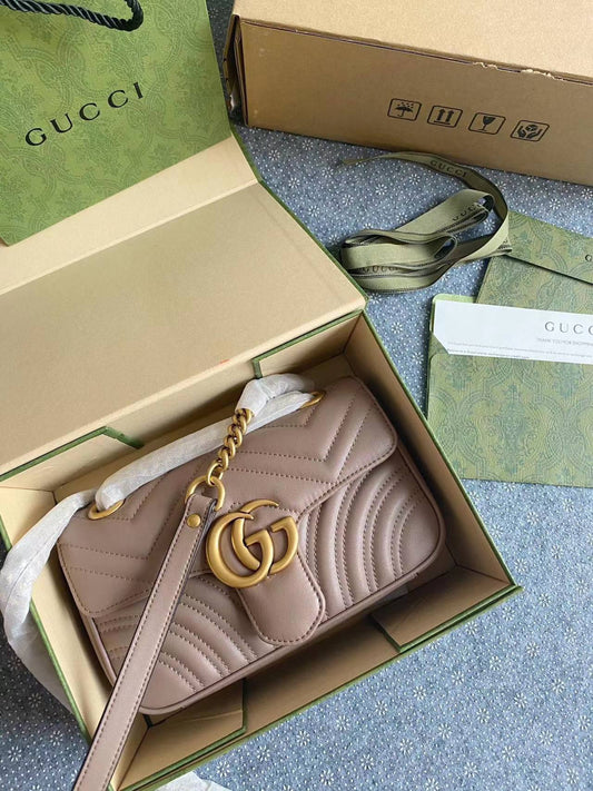 Luxury accessories A35