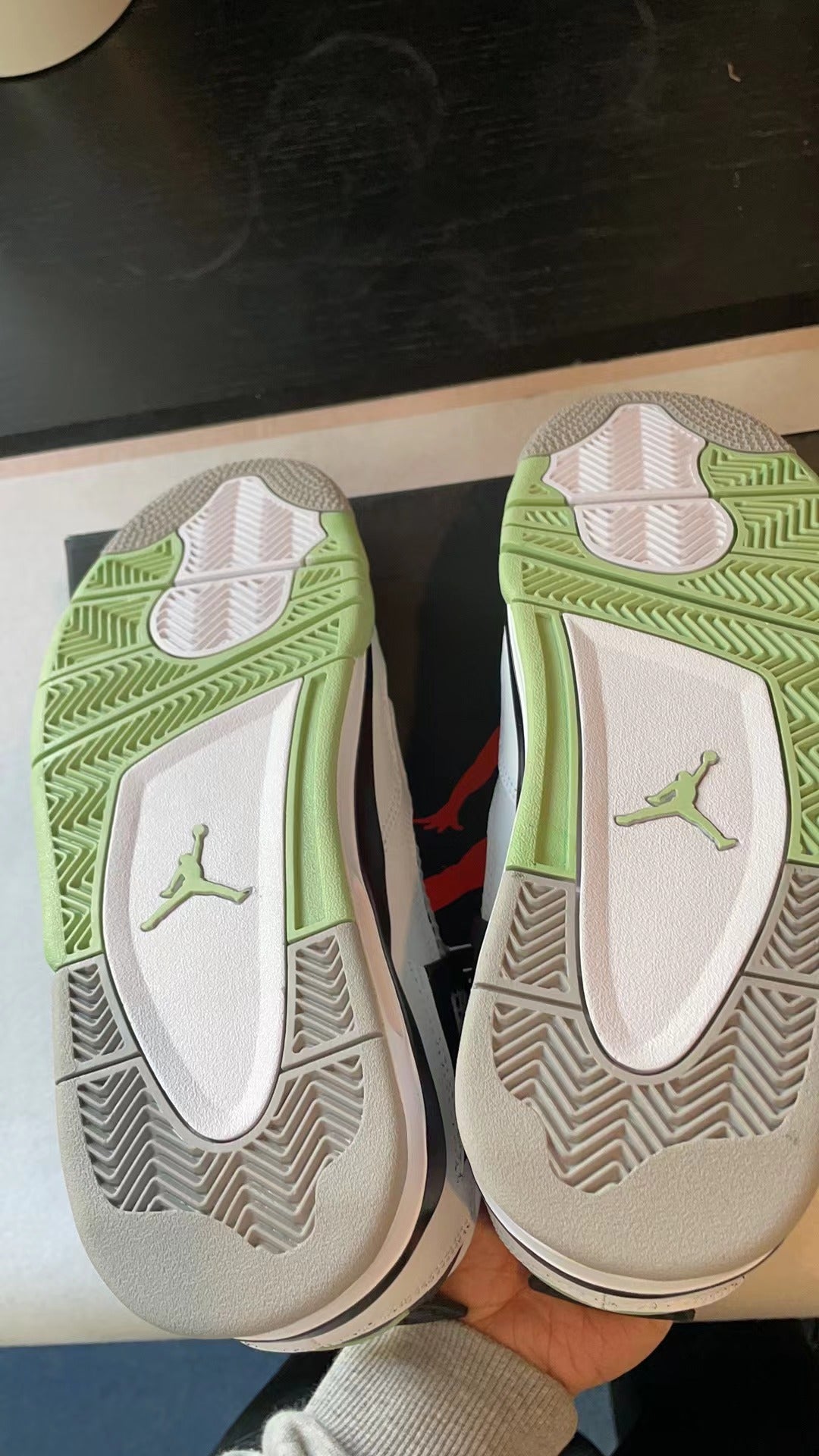 sneaker shoes Basketball shoes for women and men