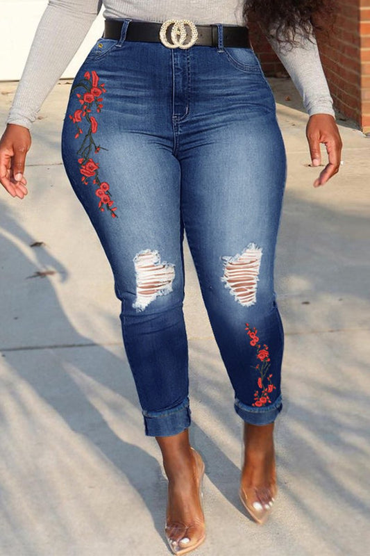 Plus Size Embroidered Denim Hole Jeans