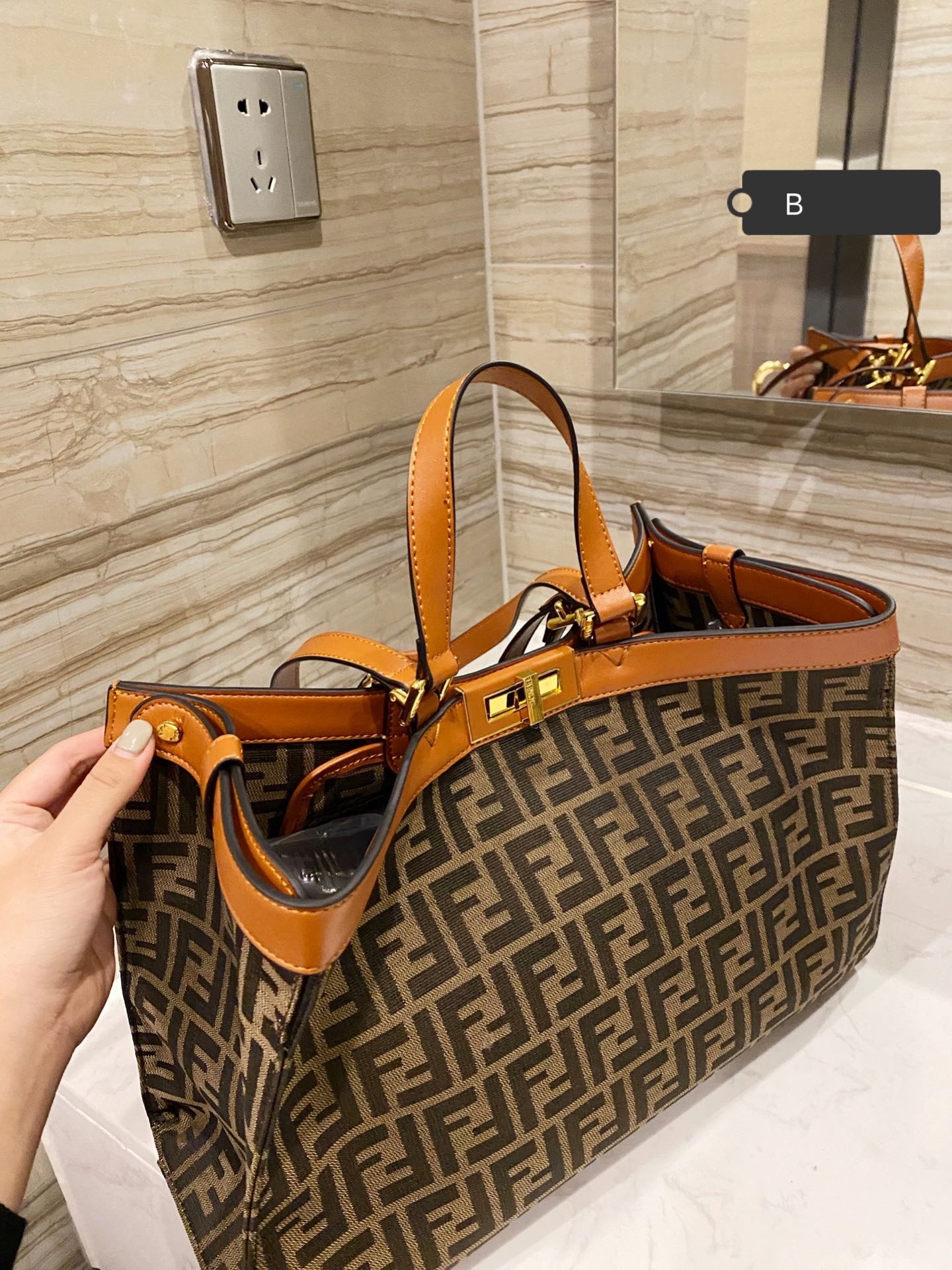VL - Luxury Edition Bags FEI 147