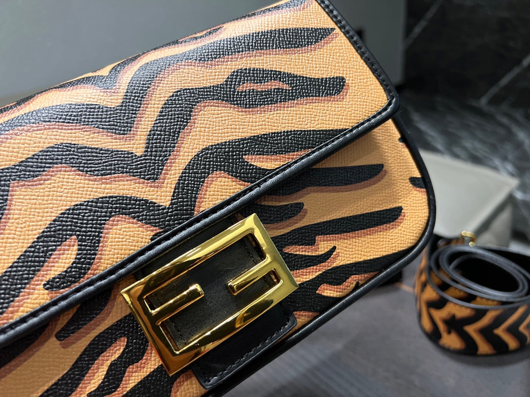 VL - Luxury Edition Bags FEI 251