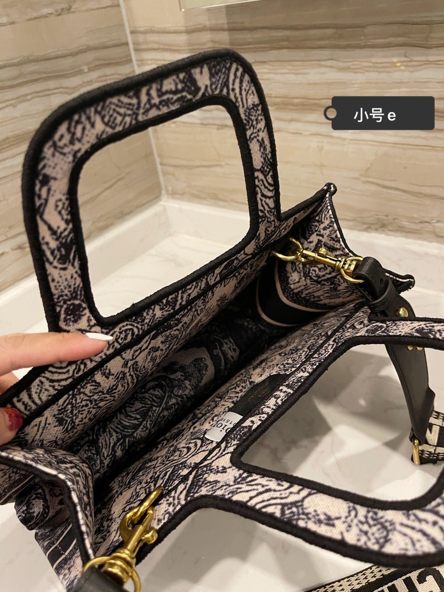 VL - Luxury Edition Bags DIR 197