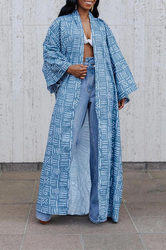 Plus Size Digital Print Flared Sleeve Coat