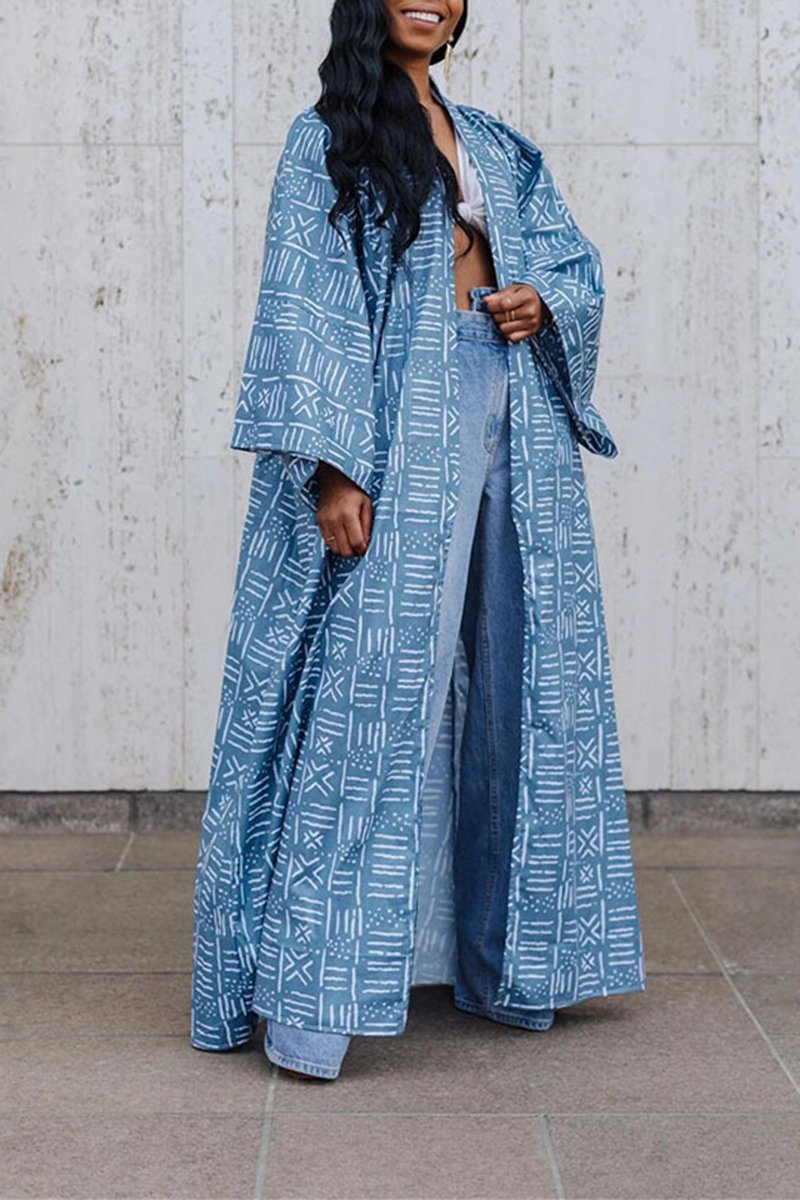 Plus Size Digital Print Flared Sleeve Coat