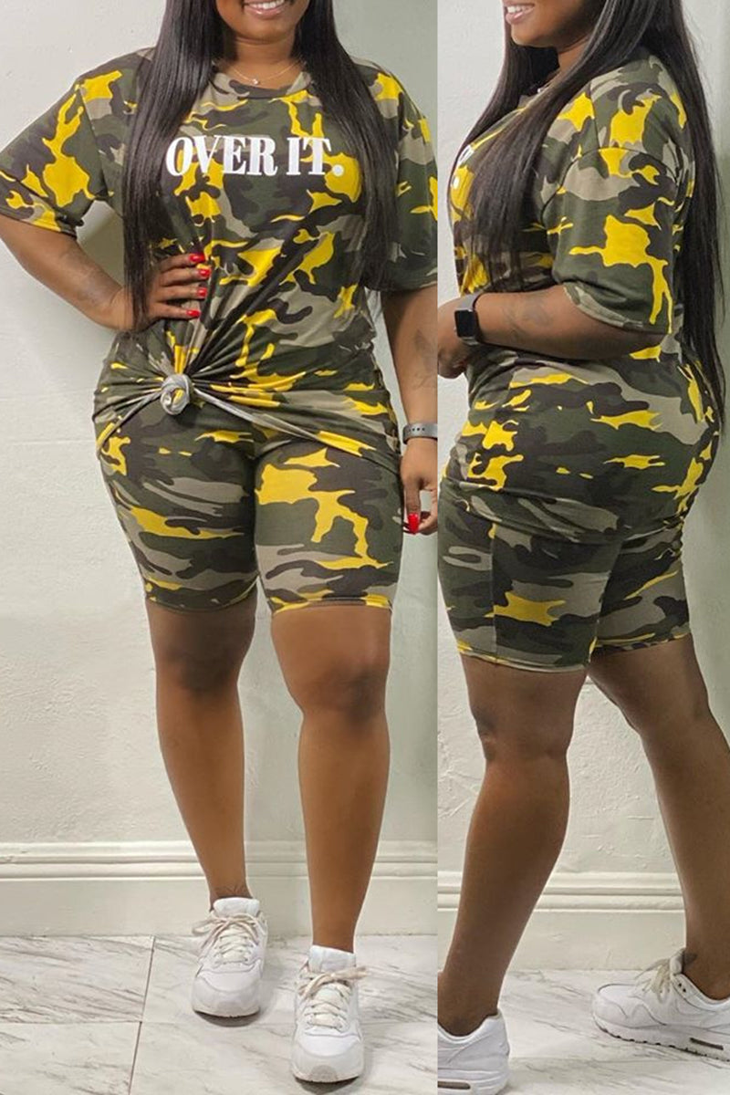 Plus Size Camouflage Knotted Top & Shorts