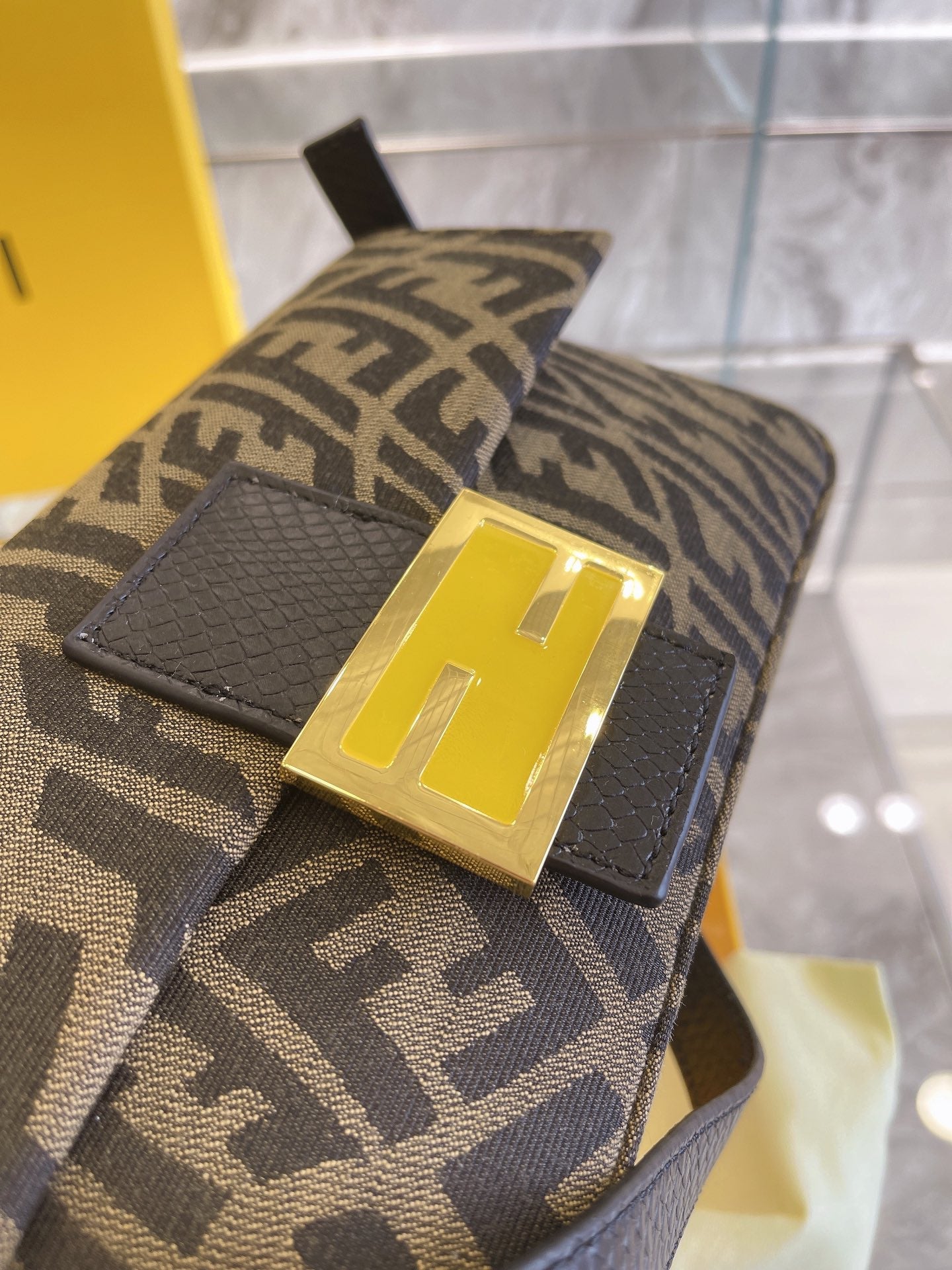 VL - Luxury Edition Bags FEI 210
