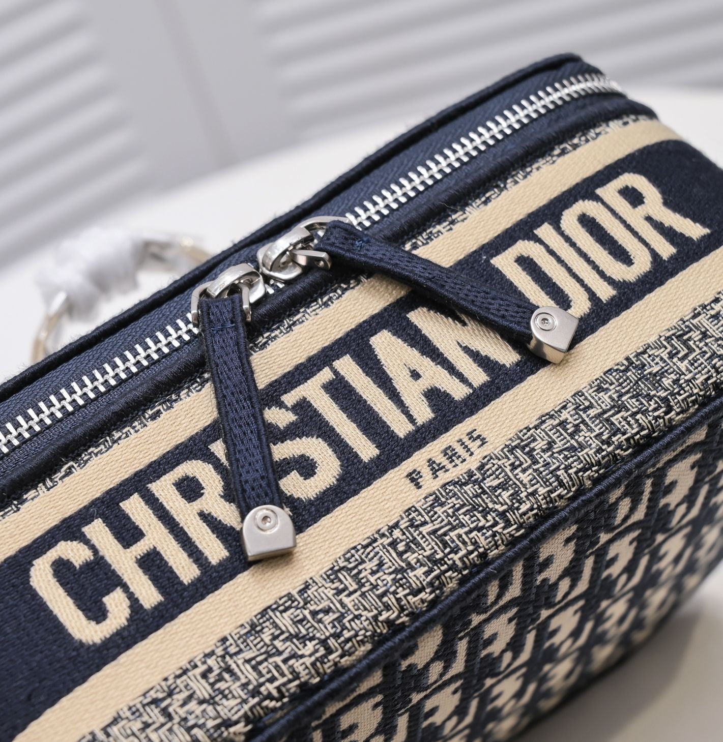 VL - Luxury Edition Bags DIR 266