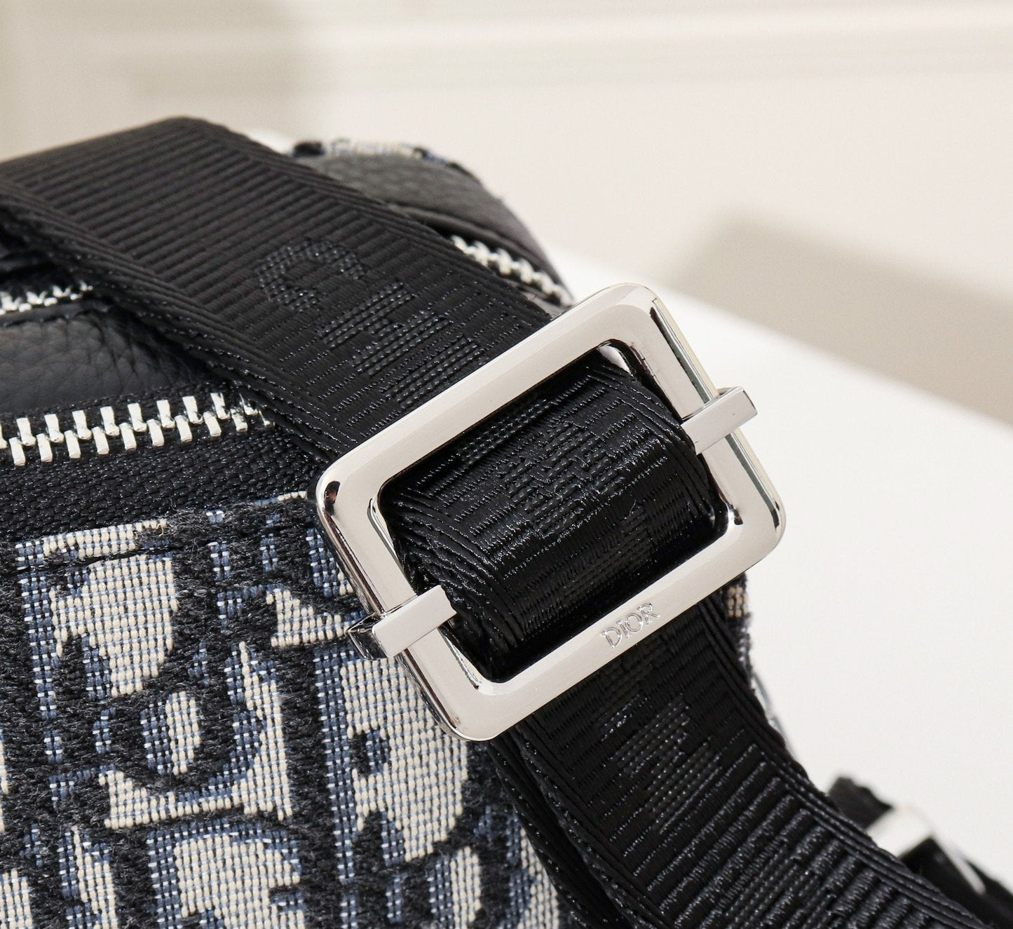 VL - Luxury Edition Bags DIR 138
