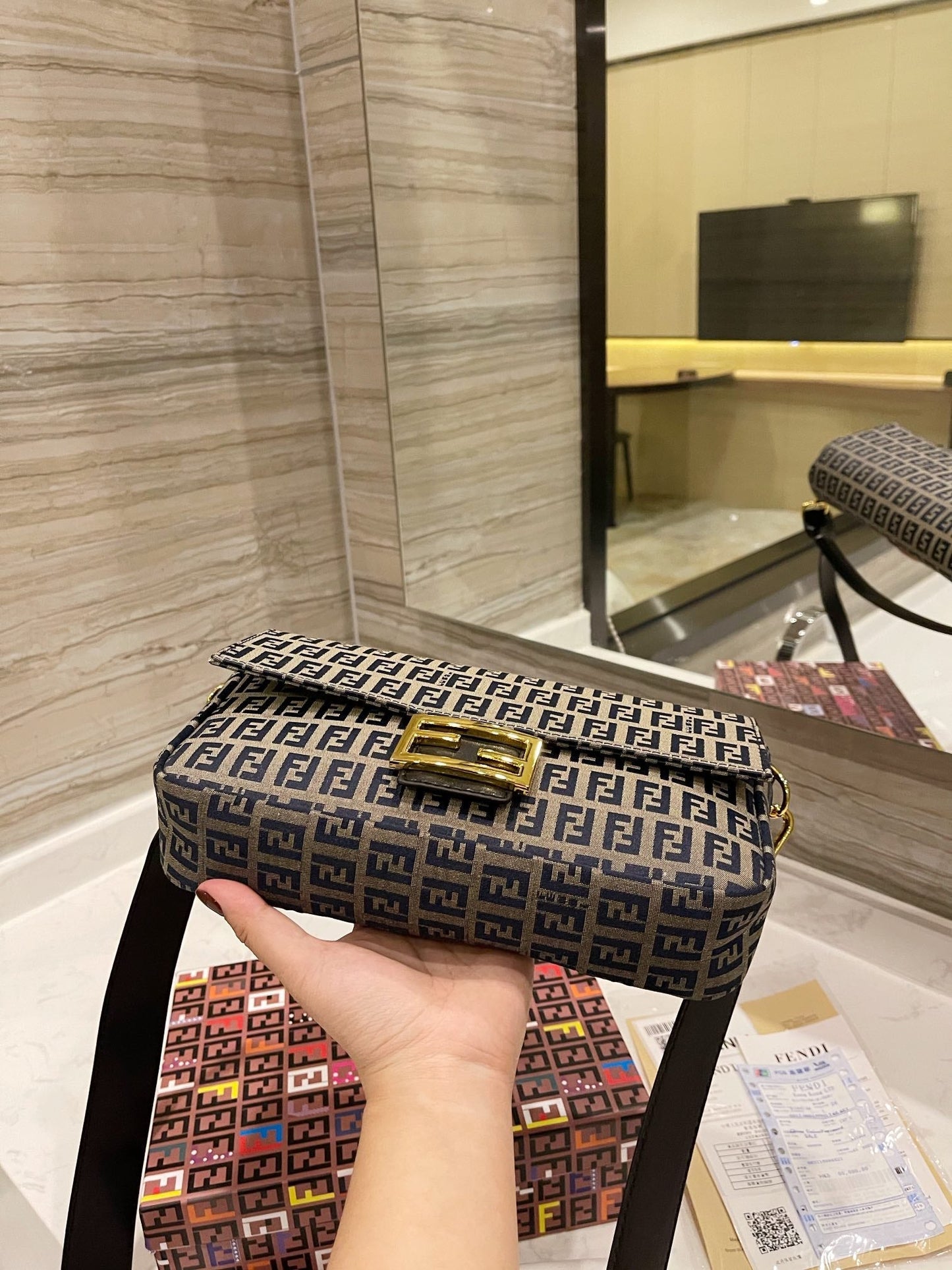 VL - Luxury Edition Bags FEI 121